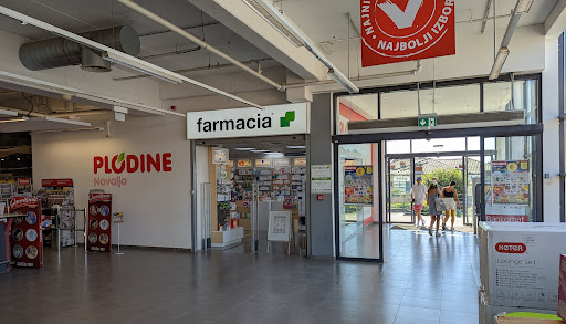 Farmacia - Ul. Augusta Šenoe 3, 44250, Petrinja, Croacia