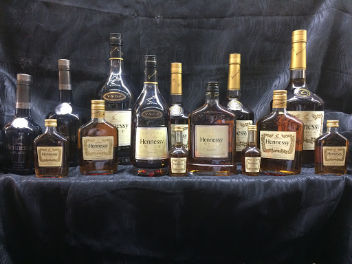 Liquor Store «Myrtle Beach Liquor», reviews and photos, 2010 N Kings Hwy suite A, Myrtle Beach, SC 29577, USA