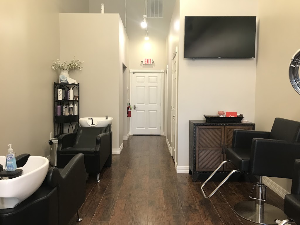 La Bella Retreat Hair Salon 77377
