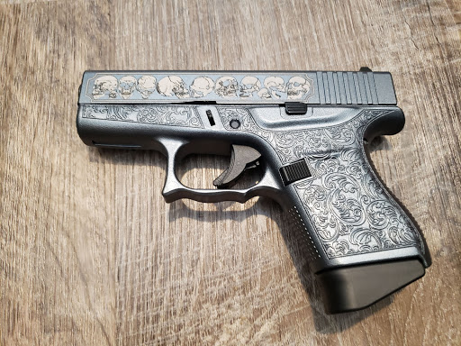 Gun Shop «Smith Outfitters, LLC», reviews and photos, 254 Avery Ave, Steubenville, OH 43952, USA