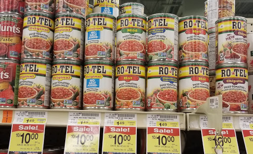 Grocery Store «Jewel-Osco», reviews and photos, 13200 Village Green Dr, Huntley, IL 60142, USA