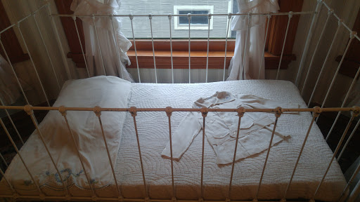 Tourist Attraction «Ernest Hemingway Birthplace», reviews and photos, 339 N Oak Park Ave, Oak Park, IL 60302, USA