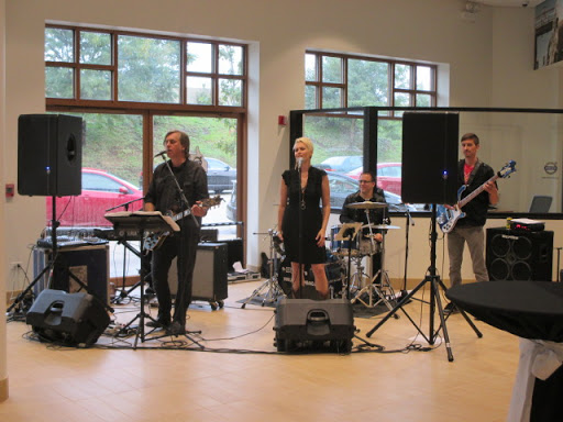 Car Dealer «Howard Orloff Volvo», reviews and photos, 1924 N Paulina St, Chicago, IL 60622, USA