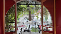 Atmosphère du Restaurant français Hotel Restaurant des 2 forts à Salins-les-Bains - n°5