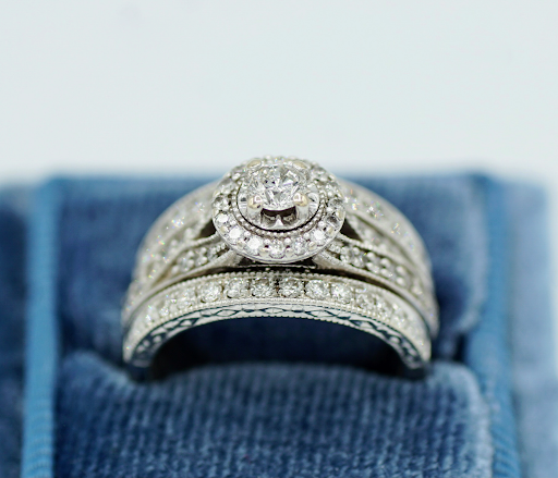 Pawn Shop «Virginia Beach Pawn and Jewelry», reviews and photos, 829 Lynnhaven Pkwy #111, Virginia Beach, VA 23452, USA