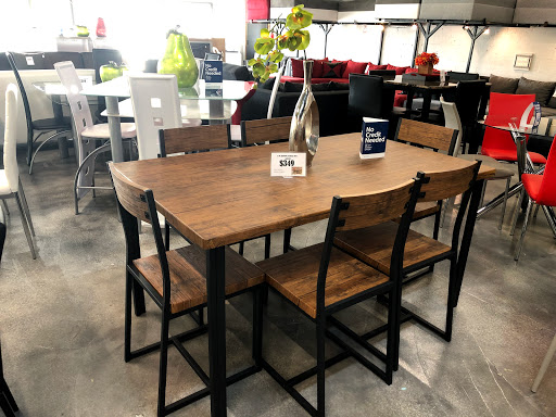 Furniture Store «SmartBuy Furniture», reviews and photos, 475 E Okeechobee Rd, Hialeah, FL 33010, USA