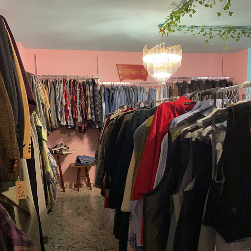 Tiendas de ropa segunda mano en Sevilla, puras joyas vintage