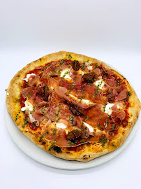 Pizza du Restaurant italien Di Salvo Pizzeria Trattoria vermelles - n°12