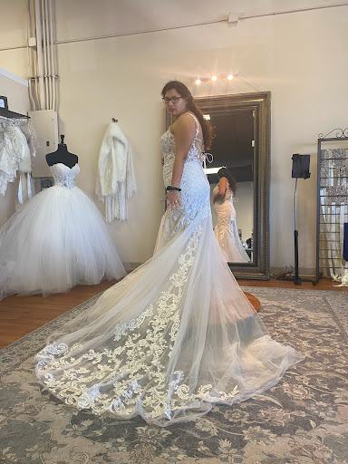 Bridal Shop «Amour Bridal», reviews and photos, 601 E Whitestone Blvd #408, Cedar Park, TX 78613, USA