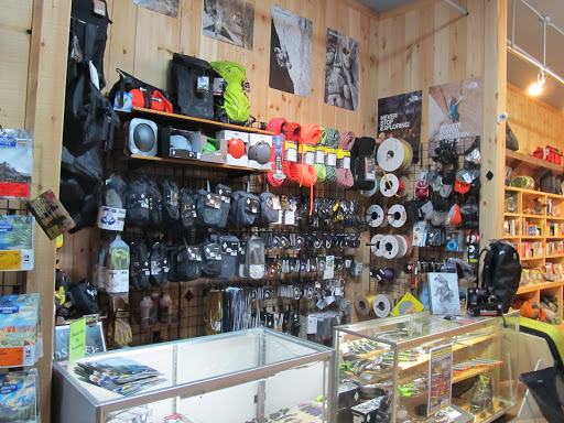Outdoor Sports Store «Mountainman Outdoor Supply Company», reviews and photos, 490 Broadway, Saratoga Springs, NY 12866, USA