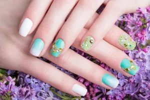 Luxx Nails and Spa image