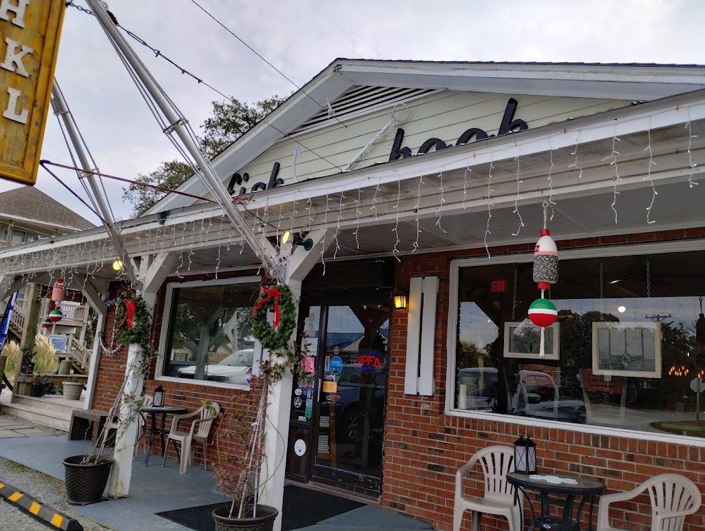 Fish Hook Grill 28531