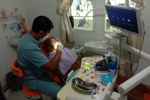 Dokter Gigi kepohbaru drg.Suryo Basofi (giginem_dentalhouse) image