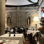 Photo n°2 de l'avis de CHRISTOS. fait le 24/12/2023 à 14:59 sur le  Il Salumaio di Montenapoleone - since 1957 à Milan