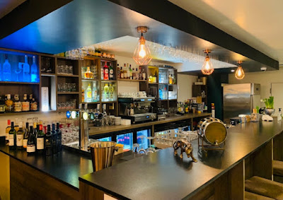 Le Long Bar à Compiègne