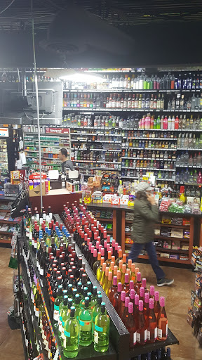 Liquor Store «Romulus Palace Liquor Store», reviews and photos, 31370 Ecorse Rd, Romulus, MI 48174, USA