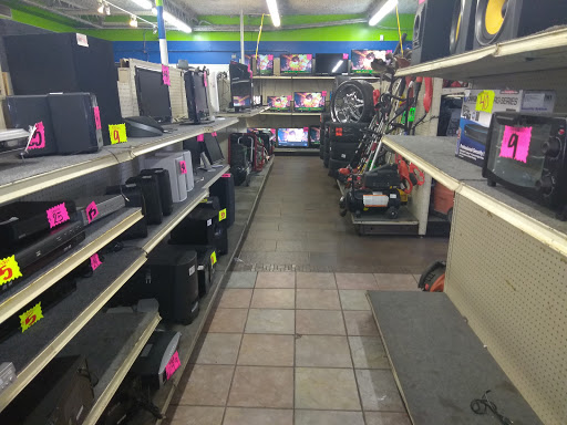 Pawn Shop «Value + Pawn», reviews and photos, 1407 Gessner Rd, Houston, TX 77080, USA