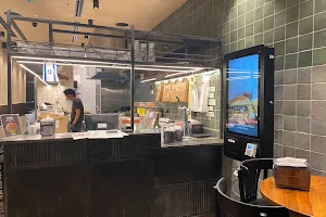 Burger station image