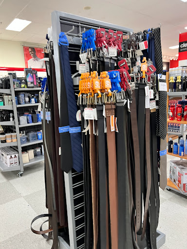 Department Store «T.J. Maxx & HomeGoods», reviews and photos, 103 S Mt Juliet Rd #610, Mt Juliet, TN 37122, USA