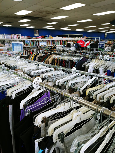 Thrift Store «Wabash Valley Goodwill», reviews and photos, 600 S 3rd St, Terre Haute, IN 47807, USA