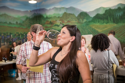 Wine Store «The Wine Country», reviews and photos, 2301 Redondo Ave, Signal Hill, CA 90755, USA