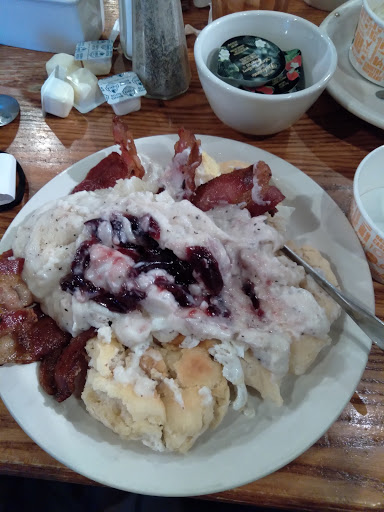 American Restaurant «Cracker Barrel Old Country Store», reviews and photos, 1195 St Augustine Rd, Valdosta, GA 31601, USA