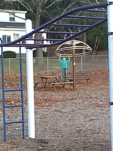 Park «Collins Street Playground», reviews and photos, 37 Collins Ave, Amesbury, MA 01913, USA