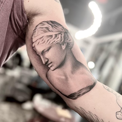 Explore tattoo ideas for sisters designs, creative tattoo ideas in Kissimmee, available at Fallen Heroes Tattoo & Piercing (Florida)