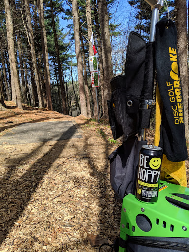 Outdoor Sports Store «Maple Hill Disc Golf», reviews and photos, 132 Marshall St, Leicester, MA 01524, USA