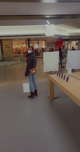 Computer Store «Apple Westfarms», reviews and photos, 500 W Farms Mall, Farmington, CT 06032, USA