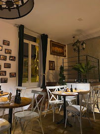 Atmosphère du Restaurant de spécialités provençales La table d'Augustine à Marseille - n°4