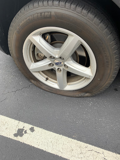 Tire Shop «Firestone Complete Auto Care», reviews and photos, 625 S Bay Rd, Dover, DE 19901, USA