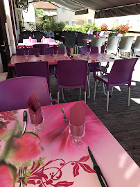 Atmosphère du Restaurant Le parc à Saint-Jean-le-Vieux - n°2