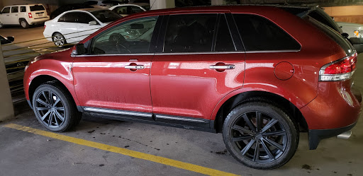 Tire Shop «Discount Tire Store - Irving, TX», reviews and photos, 3516 W Airport Fwy, Irving, TX 75062, USA