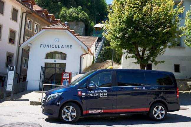 Kommentare und Rezensionen über Taxis Fribourg