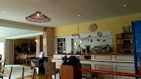 Atmosphère du Restaurant Le Tivoli à Cricqueville-en-Bessin - n°2