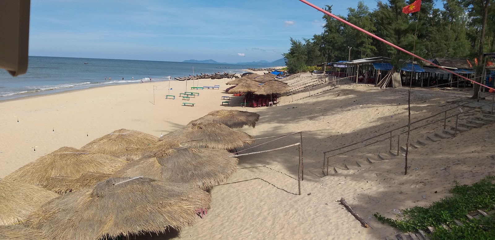 Valokuva Vinh Thanh Beachista. mukavuudet alueella