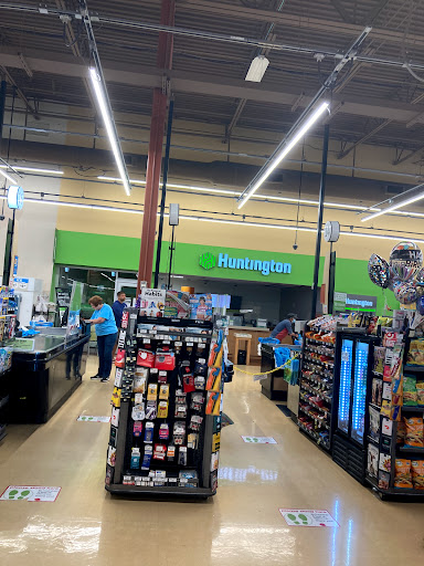 Supermarket «Giant Eagle Supermarket», reviews and photos, 27264 Lorain Rd, North Olmsted, OH 44070, USA