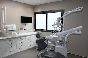 mutual dental center image