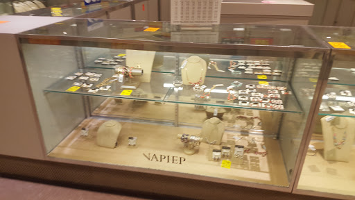 Department Store «Bon-Ton», reviews and photos, 3525 Gettysburg Rd, Camp Hill, PA 17001, USA