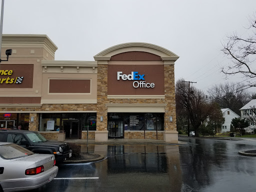 Print Shop «FedEx Office Print & Ship Center», reviews and photos, 401 N Frederick Ave A, Gaithersburg, MD 20877, USA