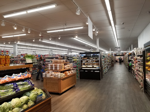 Grocery Store «Fareway Grocery», reviews and photos, 619 Burnett Ave, Ames, IA 50010, USA