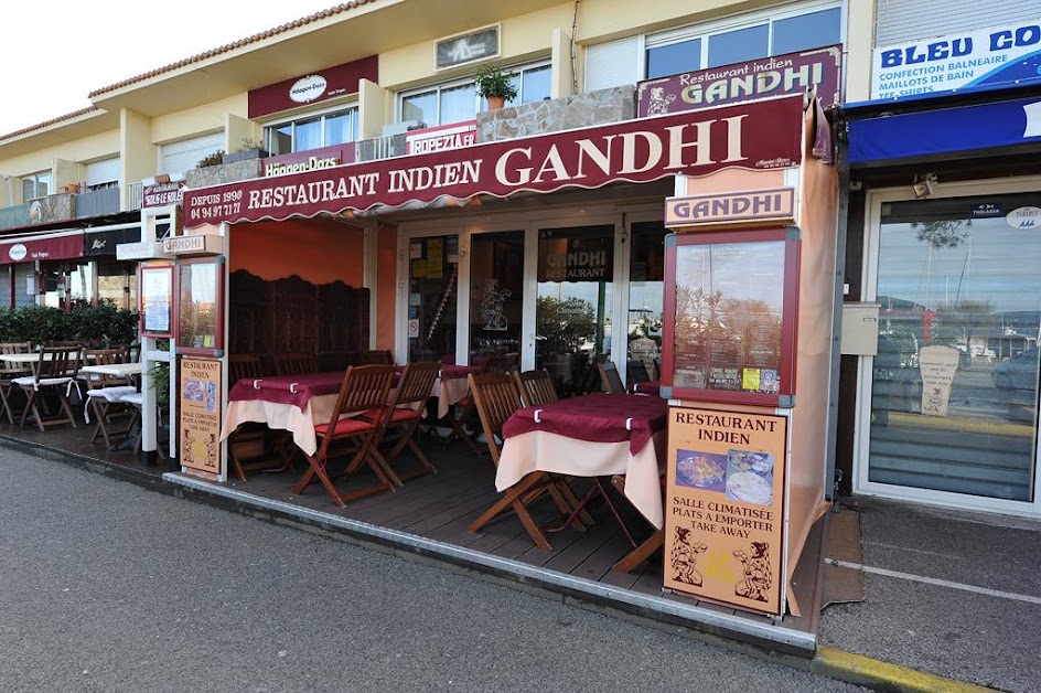 Gandhi à Saint-Tropez