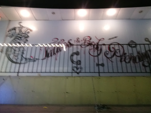 Tattoo Shop «Hollywood Tattoos», reviews and photos, 104 Market St, Newark, NJ 07102, USA