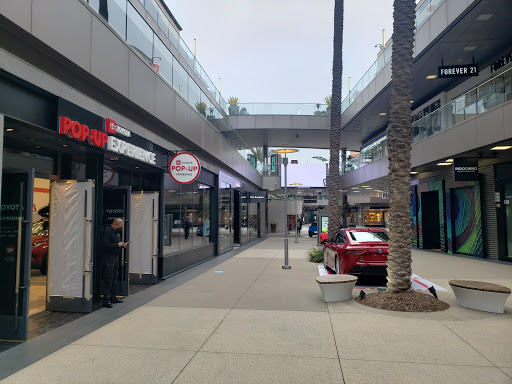 Shopping Mall «Santa Monica Place», reviews and photos, 395 Santa Monica Place, Santa Monica, CA 90401, USA