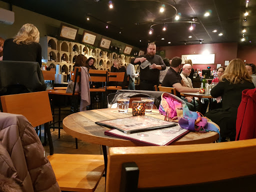 Wine Bar «WineStyles of Montclair», reviews and photos, 4394 Kevin Walker Dr, Montclair, VA 22025, USA