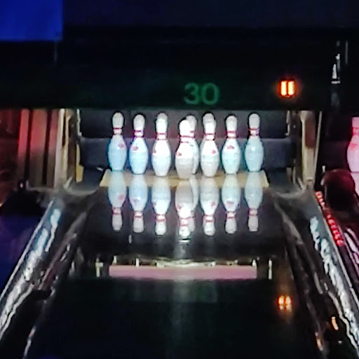 Bowling Alley «Diamond Strike Lanes & Sports Bar», reviews and photos, 2200 N Federal Hwy, Pompano Beach, FL 33062, USA