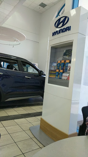 Car Dealer «Folsom Lake Hyundai», reviews and photos, 12530 Auto Mall Cir, Folsom, CA 95630, USA