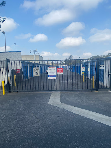 Self-Storage Facility «US Storage Centers», reviews and photos, 6655 Atlantic Ave, Long Beach, CA 90805, USA