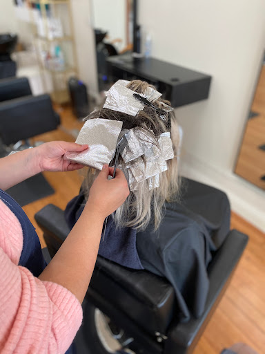 Hair Salon «Le Salon - Hair Salon & Beauty Salon», reviews and photos, 1944 Bonita Ave, Berkeley, CA 94704, USA